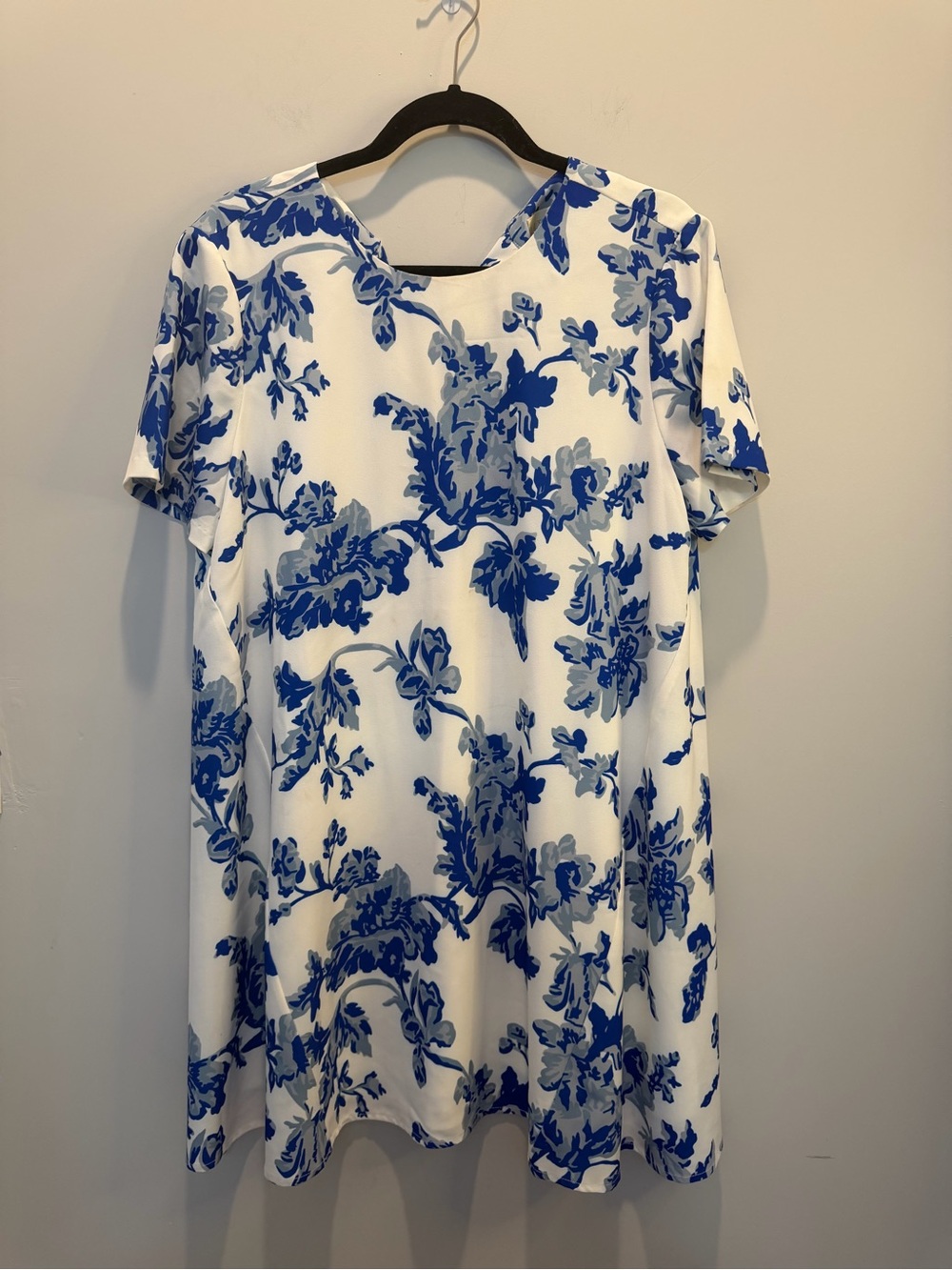 Mestiza NY Cecily Blue Floral Mini Dress - Shift Style - Picture 9 of 12